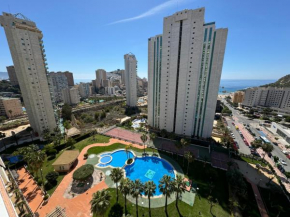 Апартаменты с видом на море и бассейном , 600 м от пляжа Cala